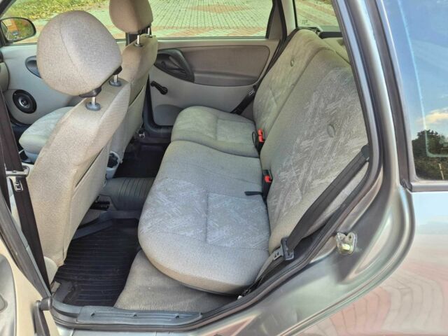 Серый ВАЗ 1117 Калина, объемом двигателя 1.6 л и пробегом 105 тыс. км за 2500 $, фото 15 на Automoto.ua