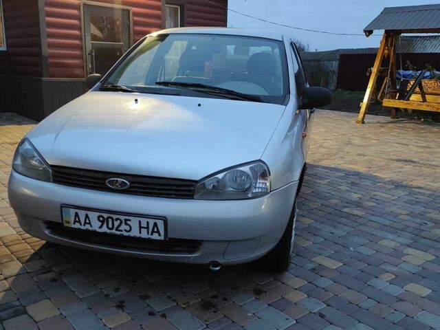 Сірий ВАЗ 1117 Калина, об'ємом двигуна 1.6 л та пробігом 200 тис. км за 2000 $, фото 10 на Automoto.ua