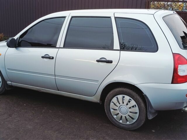 Серый ВАЗ 1117 Калина, объемом двигателя 1.5 л и пробегом 188 тыс. км за 2000 $, фото 2 на Automoto.ua