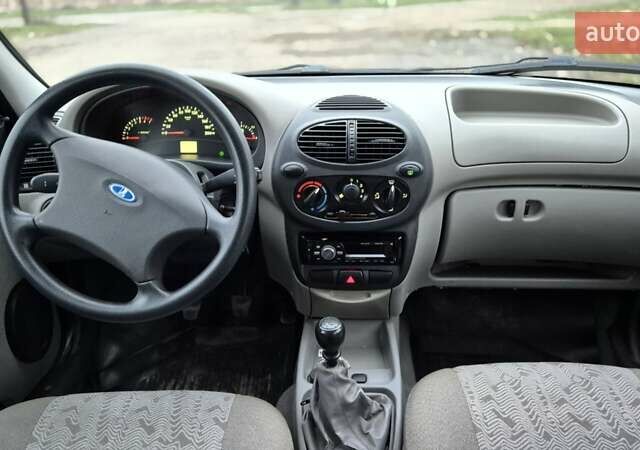 Серый ВАЗ 1117 Калина, объемом двигателя 1.6 л и пробегом 79 тыс. км за 2850 $, фото 14 на Automoto.ua