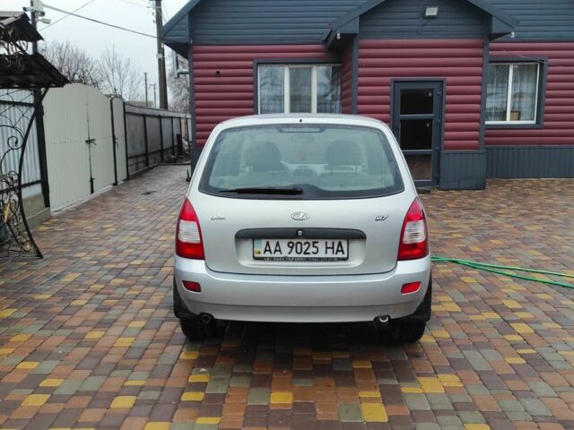 Сірий ВАЗ 1117 Калина, об'ємом двигуна 1.6 л та пробігом 200 тис. км за 2000 $, фото 6 на Automoto.ua