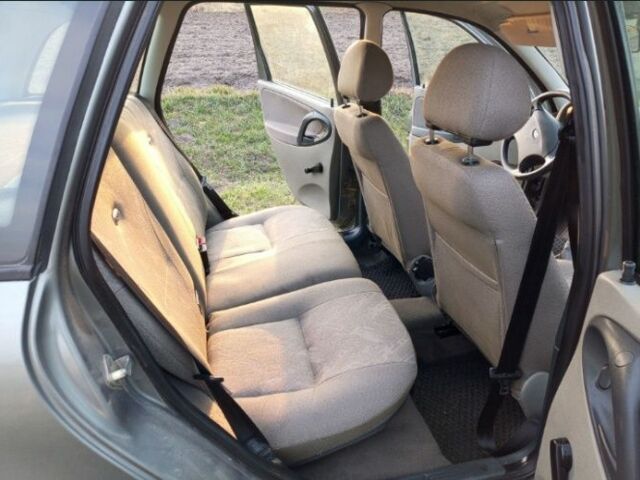 Серый ВАЗ 1117 Калина, объемом двигателя 1.4 л и пробегом 150 тыс. км за 1350 $, фото 10 на Automoto.ua