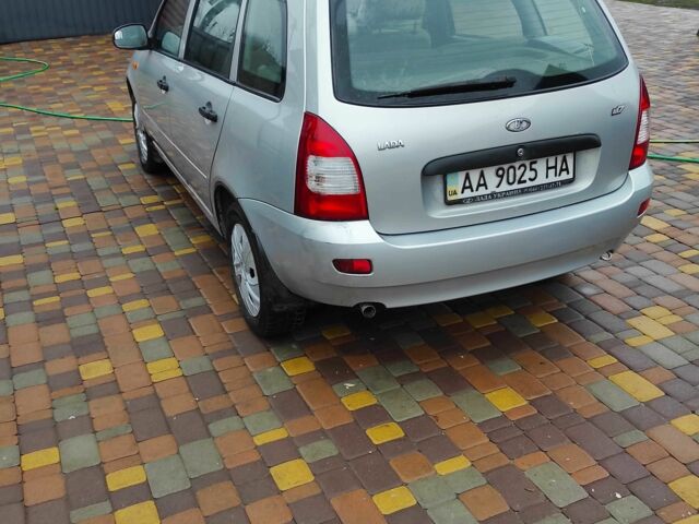 Сірий ВАЗ 1117 Калина, об'ємом двигуна 1.6 л та пробігом 200 тис. км за 2000 $, фото 1 на Automoto.ua