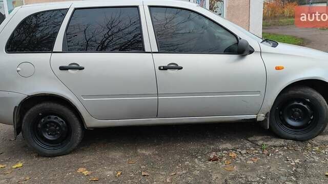 Серый ВАЗ 1117 Калина, объемом двигателя 1.6 л и пробегом 202 тыс. км за 2200 $, фото 4 на Automoto.ua