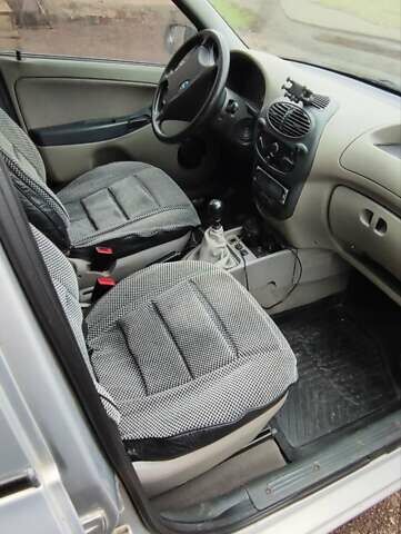 Серый ВАЗ 1117 Калина, объемом двигателя 1.6 л и пробегом 202 тыс. км за 2200 $, фото 9 на Automoto.ua