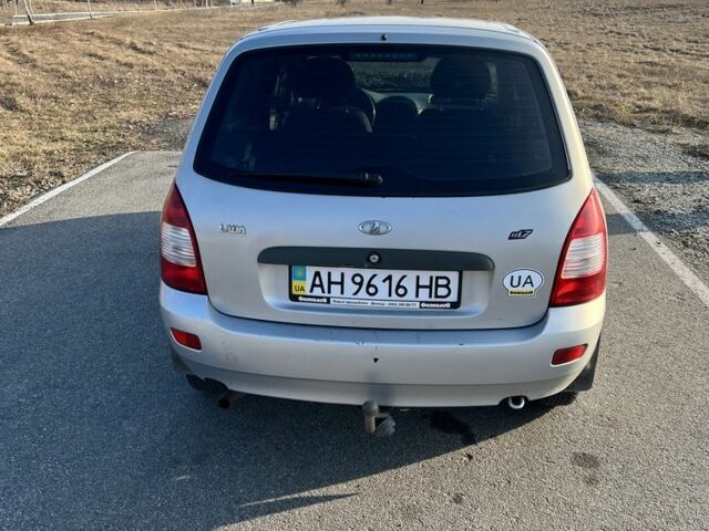 Серый ВАЗ 1117 Калина, объемом двигателя 1.6 л и пробегом 110 тыс. км за 2600 $, фото 1 на Automoto.ua