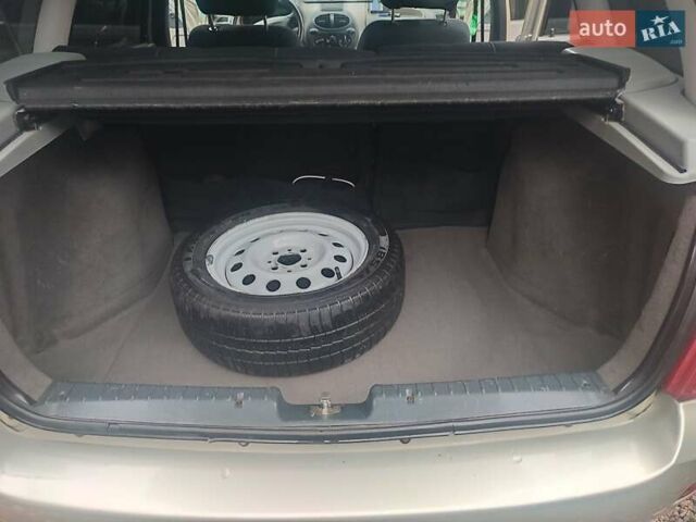 Сірий ВАЗ 1117 Калина, об'ємом двигуна 1.39 л та пробігом 115 тис. км за 2999 $, фото 16 на Automoto.ua