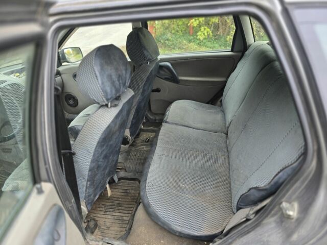 Серый ВАЗ 1117 Калина, объемом двигателя 1.4 л и пробегом 290 тыс. км за 850 $, фото 5 на Automoto.ua