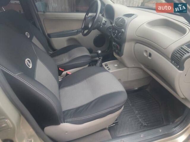 Сірий ВАЗ 1117 Калина, об'ємом двигуна 1.39 л та пробігом 115 тис. км за 2999 $, фото 17 на Automoto.ua