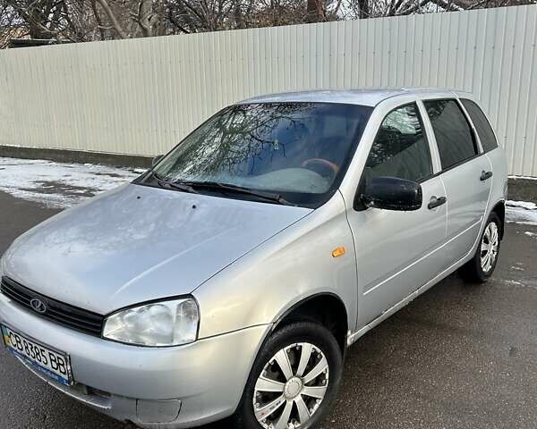 Сірий ВАЗ 1117 Калина, об'ємом двигуна 1.39 л та пробігом 128 тис. км за 2000 $, фото 5 на Automoto.ua