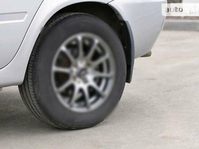 Серый ВАЗ 1117 Калина, объемом двигателя 1.39 л и пробегом 120 тыс. км за 2800 $, фото 7 на Automoto.ua