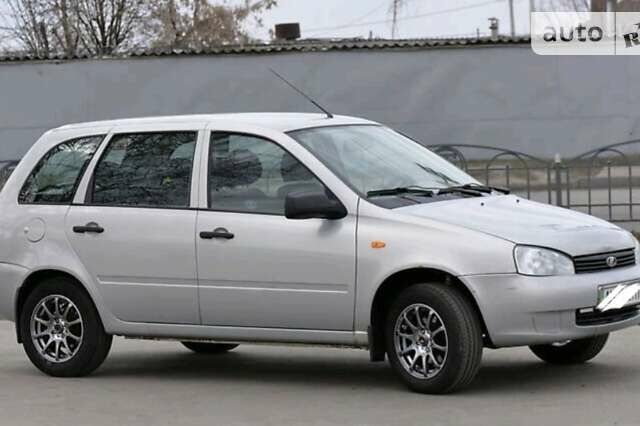 Серый ВАЗ 1117 Калина, объемом двигателя 1.39 л и пробегом 120 тыс. км за 2800 $, фото 1 на Automoto.ua