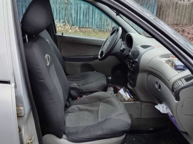 Серый ВАЗ 1117 Калина, объемом двигателя 1.6 л и пробегом 173 тыс. км за 2500 $, фото 6 на Automoto.ua