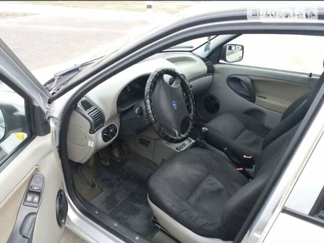 Серый ВАЗ 1117 Калина, объемом двигателя 1.39 л и пробегом 120 тыс. км за 2800 $, фото 6 на Automoto.ua