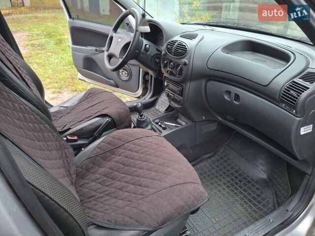 ВАЗ 1117 Калина 2012 в Кролевце на Automoto.ua Серый ВАЗ 1117 Калина, объемом двигателя 1.39 л и пробегом 124 тыс. км за 2800 $, фото 5 на Automoto.ua