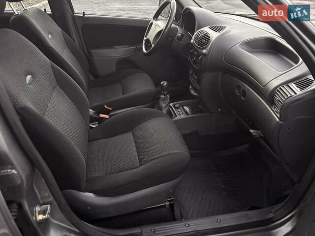 Сірий ВАЗ 1117 Калина, об'ємом двигуна 0 л та пробігом 117 тис. км за 2900 $, фото 45 на Automoto.ua