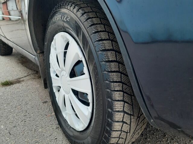 Синій ВАЗ 1117 Калина, об'ємом двигуна 1.6 л та пробігом 160 тис. км за 1500 $, фото 6 на Automoto.ua