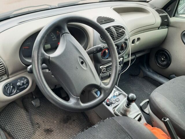 Синій ВАЗ 1117 Калина, об'ємом двигуна 1.6 л та пробігом 160 тис. км за 1500 $, фото 7 на Automoto.ua