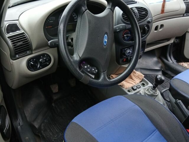 Синий ВАЗ 1117 Калина, объемом двигателя 1.4 л и пробегом 160 тыс. км за 1700 $, фото 4 на Automoto.ua