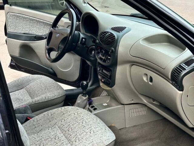 Синий ВАЗ 1117 Калина, объемом двигателя 1.6 л и пробегом 57 тыс. км за 2650 $, фото 7 на Automoto.ua