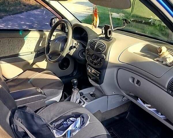 Синий ВАЗ 1117 Калина, объемом двигателя 1.6 л и пробегом 222 тыс. км за 2600 $, фото 2 на Automoto.ua
