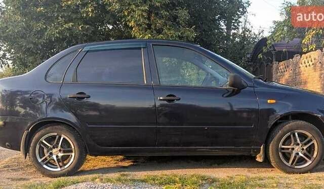 Синій ВАЗ 1117 Калина, об'ємом двигуна 1.6 л та пробігом 110 тис. км за 2300 $, фото 3 на Automoto.ua