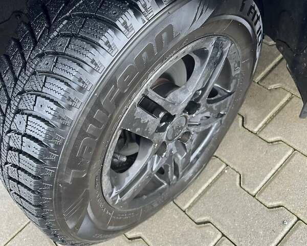 Синий ВАЗ 1117 Калина, объемом двигателя 1.6 л и пробегом 120 тыс. км за 2100 $, фото 9 на Automoto.ua