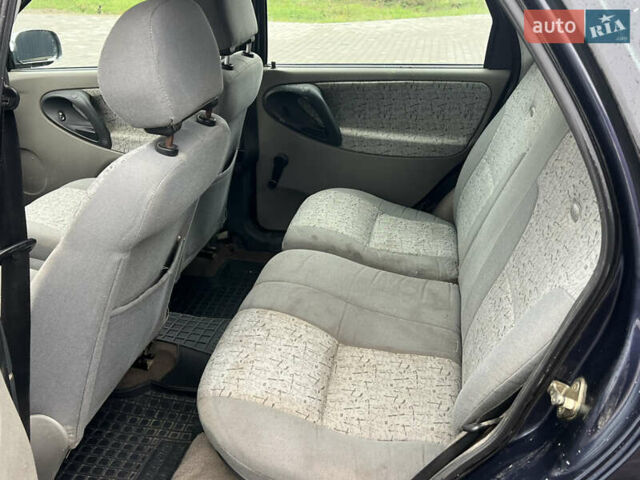 Синий ВАЗ 1117 Калина, объемом двигателя 1.6 л и пробегом 171 тыс. км за 1250 $, фото 9 на Automoto.ua