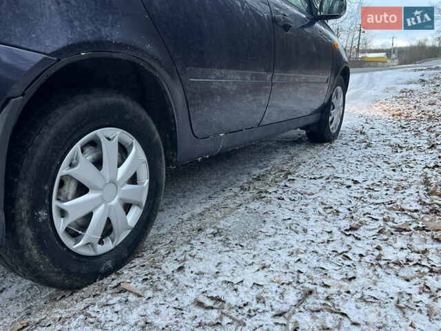 Синій ВАЗ 1117 Калина, об'ємом двигуна 1.6 л та пробігом 171 тис. км за 1350 $, фото 5 на Automoto.ua