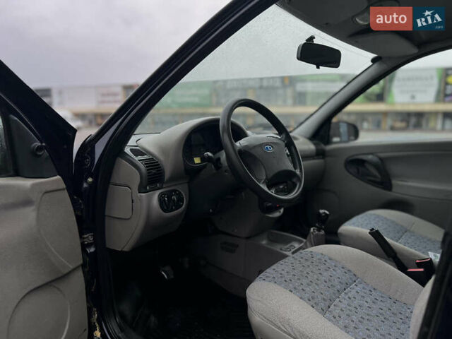 Синий ВАЗ 1117 Калина, объемом двигателя 1.39 л и пробегом 119 тыс. км за 2100 $, фото 12 на Automoto.ua