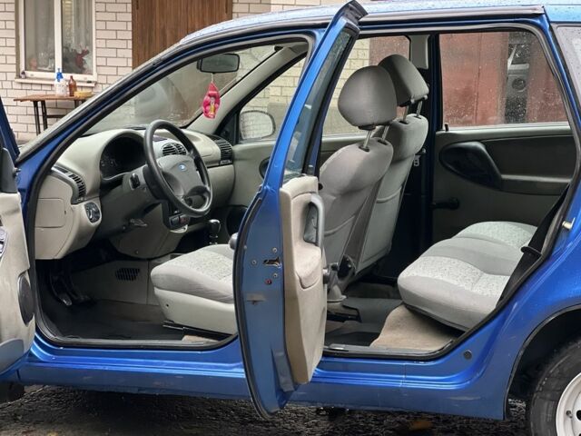 Синій ВАЗ 1117 Калина, об'ємом двигуна 1.6 л та пробігом 98 тис. км за 2400 $, фото 14 на Automoto.ua