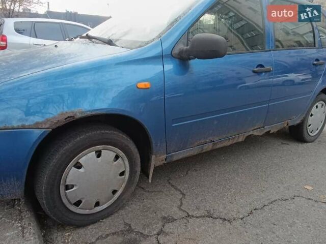 Синий ВАЗ 1117 Калина, объемом двигателя 1.39 л и пробегом 140 тыс. км за 2500 $, фото 1 на Automoto.ua