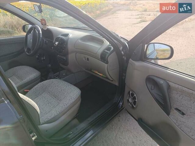 Синий ВАЗ 1117 Калина, объемом двигателя 1.6 л и пробегом 147 тыс. км за 2700 $, фото 9 на Automoto.ua