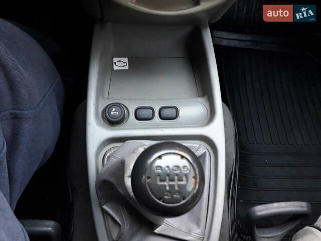 Синій ВАЗ 1117 Калина, об'ємом двигуна 1.4 л та пробігом 55 тис. км за 3100 $, фото 26 на Automoto.ua