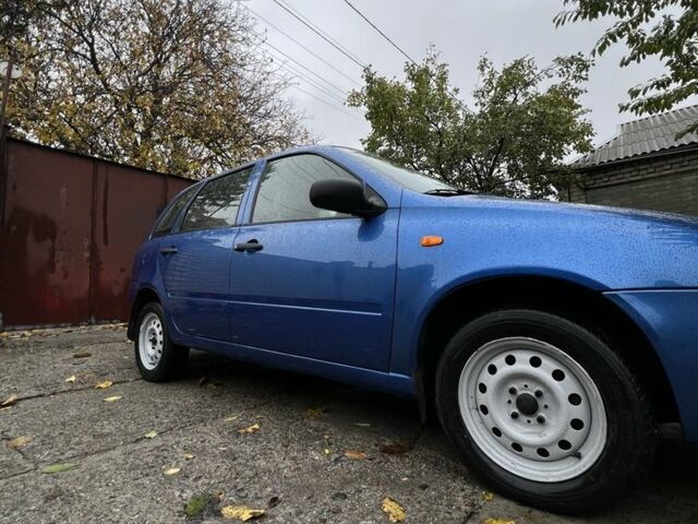 Синій ВАЗ 1117 Калина, об'ємом двигуна 1.6 л та пробігом 98 тис. км за 2400 $, фото 10 на Automoto.ua