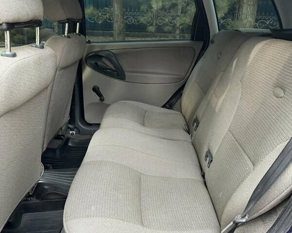 Синій ВАЗ 1117 Калина, об'ємом двигуна 1.6 л та пробігом 140 тис. км за 2499 $, фото 18 на Automoto.ua