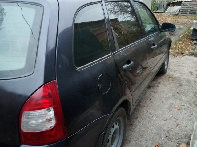 Синий ВАЗ 1117 Калина, объемом двигателя 1.6 л и пробегом 158 тыс. км за 1600 $, фото 2 на Automoto.ua