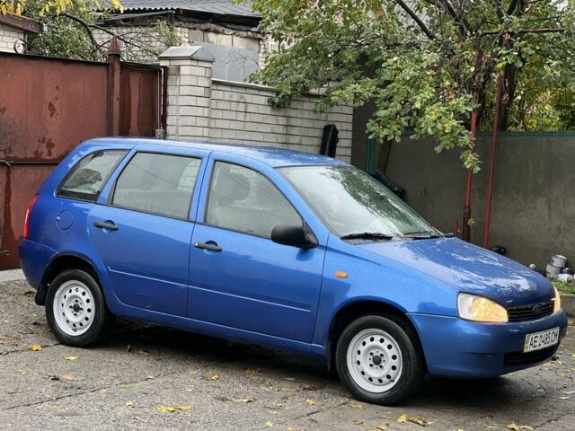 Синій ВАЗ 1117 Калина, об'ємом двигуна 1.6 л та пробігом 98 тис. км за 2400 $, фото 6 на Automoto.ua