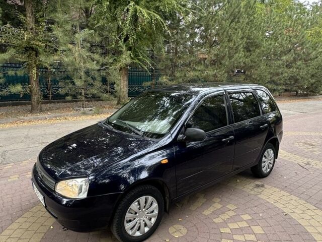 Синий ВАЗ 1117 Калина, объемом двигателя 1.6 л и пробегом 140 тыс. км за 2600 $, фото 7 на Automoto.ua