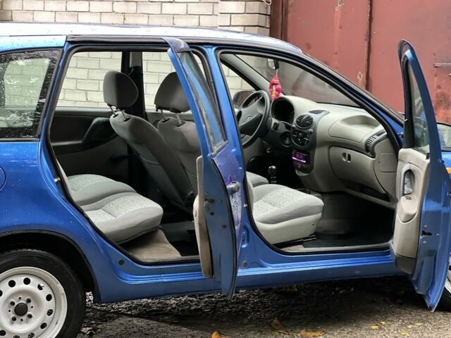 Синій ВАЗ 1117 Калина, об'ємом двигуна 1.6 л та пробігом 98 тис. км за 2400 $, фото 20 на Automoto.ua