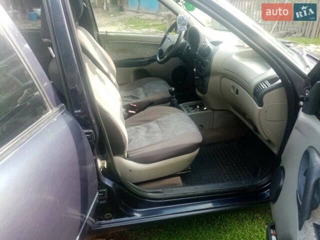 Синій ВАЗ 1117 Калина, об'ємом двигуна 1.6 л та пробігом 180 тис. км за 3300 $, фото 21 на Automoto.ua