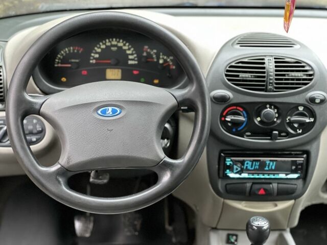 Синій ВАЗ 1117 Калина, об'ємом двигуна 1.6 л та пробігом 98 тис. км за 2400 $, фото 12 на Automoto.ua