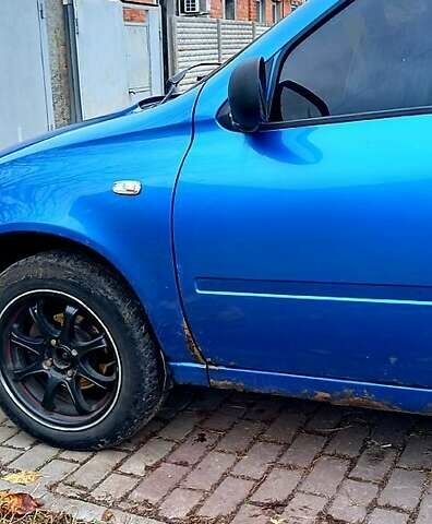 Синий ВАЗ 1117 Калина, объемом двигателя 1.6 л и пробегом 200 тыс. км за 1000 $, фото 5 на Automoto.ua