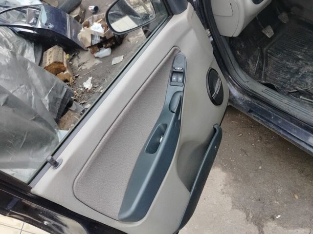 Синій ВАЗ 1117 Калина, об'ємом двигуна 0 л та пробігом 53 тис. км за 1400 $, фото 4 на Automoto.ua