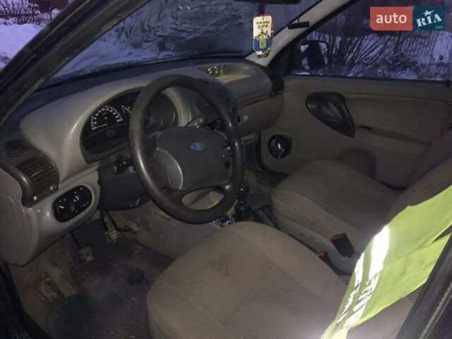 Синий ВАЗ 1117 Калина, объемом двигателя 1.6 л и пробегом 244 тыс. км за 2150 $, фото 5 на Automoto.ua