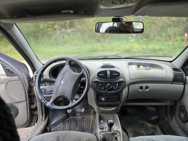 ВАЗ 1117 Калина 2010 в Василькове на Automoto.ua Зеленый ВАЗ 1117 Калина, объемом двигателя 1.6 л и пробегом 121 тыс. км за 700 $, фото 7 на Automoto.ua