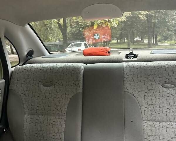 Зелений ВАЗ 1117 Калина, об'ємом двигуна 1.6 л та пробігом 330 тис. км за 1377 $, фото 1 на Automoto.ua