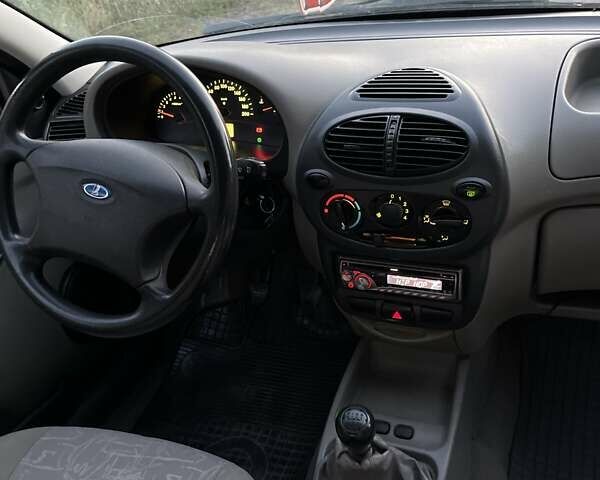 Зелений ВАЗ 1117 Калина, об'ємом двигуна 1.39 л та пробігом 65 тис. км за 3200 $, фото 31 на Automoto.ua
