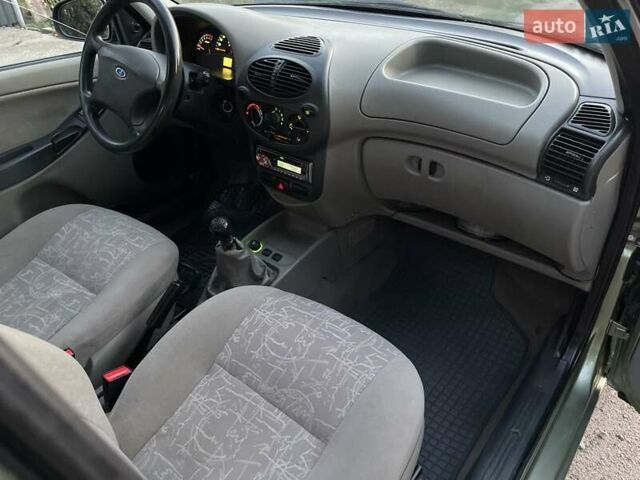 Зелений ВАЗ 1117 Калина, об'ємом двигуна 1.39 л та пробігом 65 тис. км за 3200 $, фото 29 на Automoto.ua