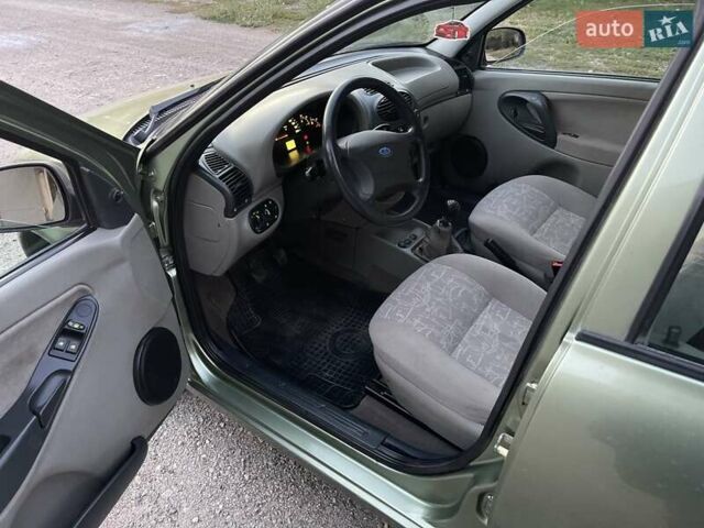 Зелений ВАЗ 1117 Калина, об'ємом двигуна 1.39 л та пробігом 65 тис. км за 3200 $, фото 22 на Automoto.ua